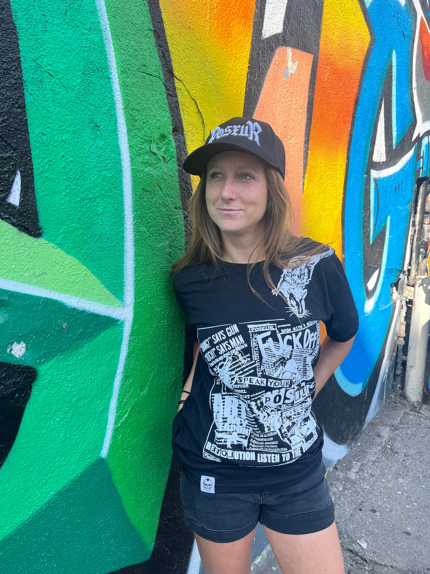 SNIFFIN' GLUE T-SHIRT GRAY
