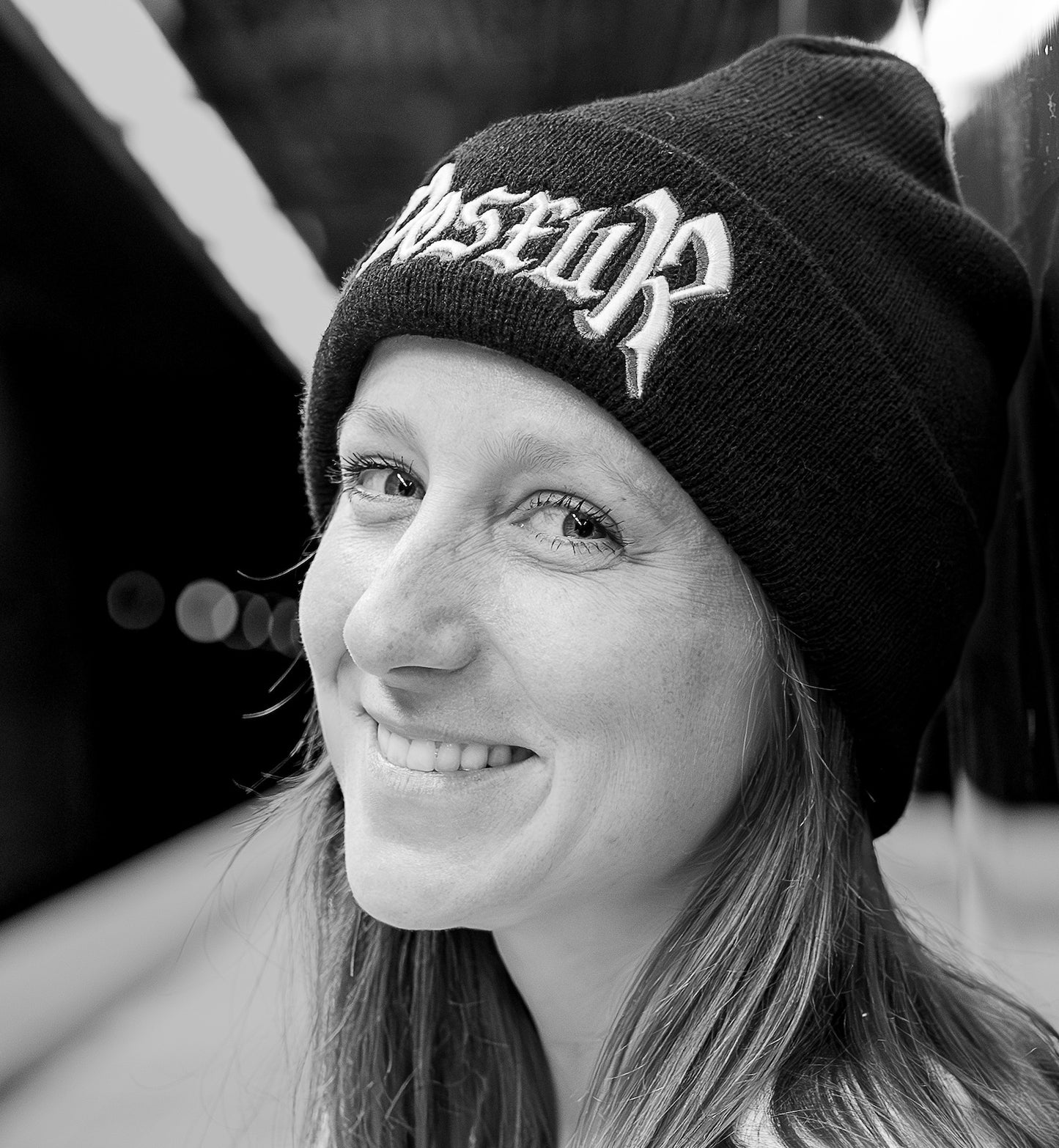 POSEUR CUFF BEANIE BLACK